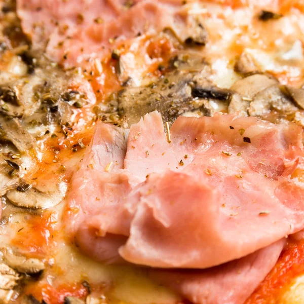 Mushroom and ham Pizza — Stock Photo, Image