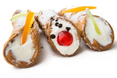 Sicilya Cannoli, İtalyan tatlı 