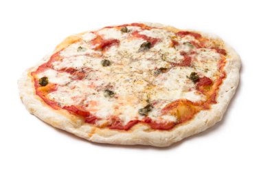 Pizza mozzarella, domates sos, Kapari ve kekik ile