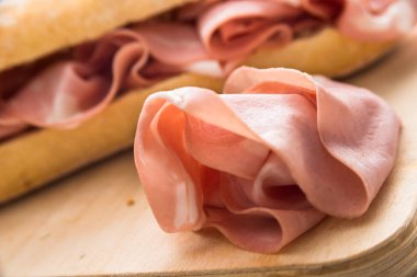 Mortadella, Italyan Mutfagi