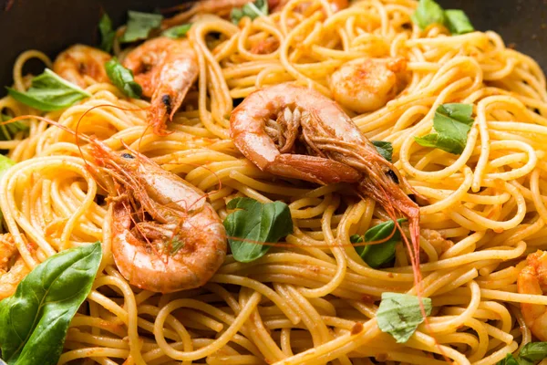 Pasta de espaguetis de camarones —  Fotos de Stock