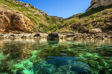 Cagliari kıyısında, Sardunya, İtalya