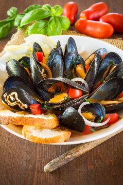 Akdeniz midye çanağı