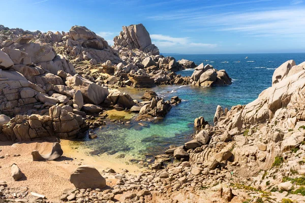 Playa Cala Francesa Capo Testa Cerdeña Italia — Foto de Stock