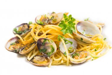 İstiridye ve bottarga, Sardunya'nın geleneksel yemekler spagetti