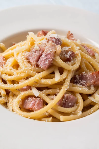 Bucatini Allá Gricia Receta Típica Pasta Italiana Con Guanciale Pecorino — Foto de Stock