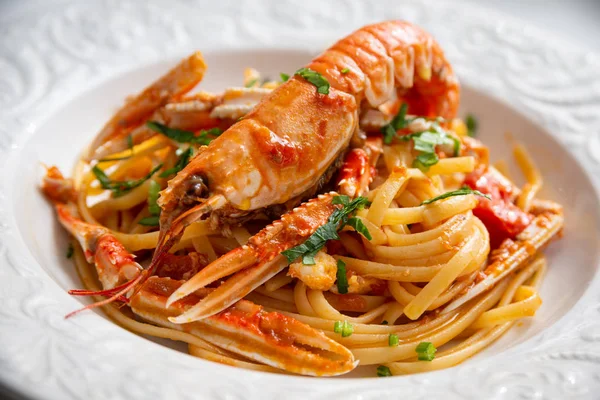 Dish Linguine Delicious Scampi Sauce Italian Cuisine — Stock Photo, Image