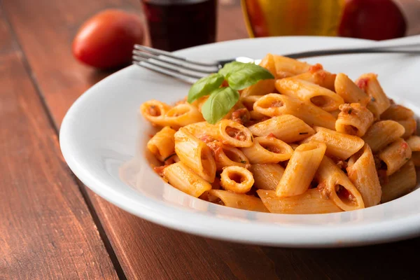 Smaak Van Heerlijke Penne Pasta Met Bolognese Saus Italiaanse Keuken — Stockfoto