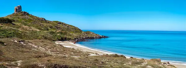 イタリアのサルデーニャ島サン ジョバンニ シニスの美しい砂浜 — ストック写真
