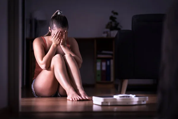 Frauen Die Stress Wegen Gewichtsverlust Ernährung Oder Gewichtszunahme Haben Essstörungen — Stockfoto