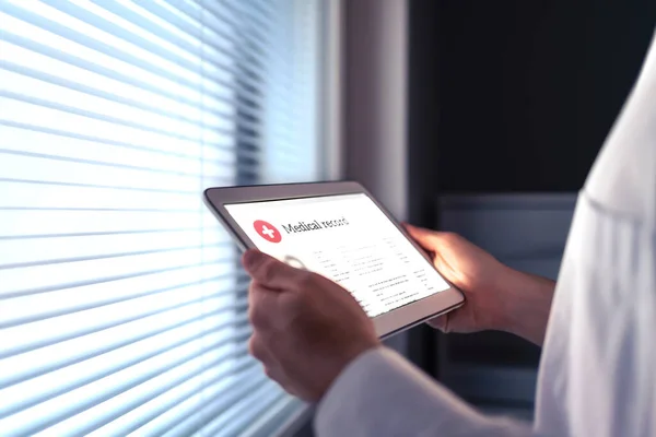 Tablet Slimme Technologie Gezondheidszorg Elektronisch Medisch Dossier Dokter Verpleegster Apotheker — Stockfoto