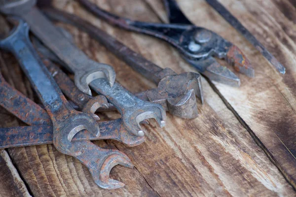 Set Working Vintage Metalwork Repair Tools Lying Wooden Surface — Stock Photo, Image