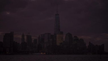 Manhattan kent merkezinin riverfront gün tiime sukut gecesine 
