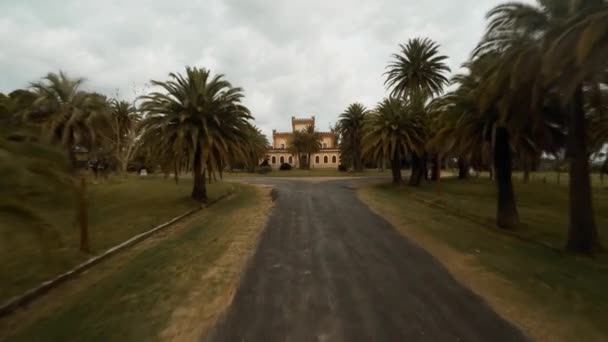 鸟瞰图接近 Castillo de Piria 在皮里亚波利斯 — 图库视频影像