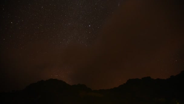 Nighttime cloudscape cena tranquila — Vídeo de Stock