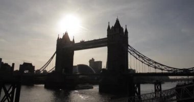 Kule Köprüsü, Londra