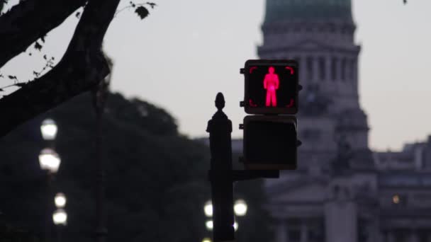 Changement de feux de passage pour piétons   