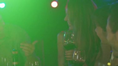 akşam yemeği arkadaşlar