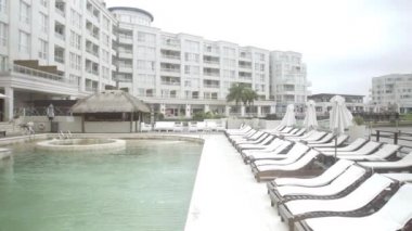 lüks otel ve Havuzu