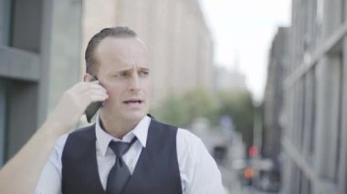 genç yakışıklı işadamı