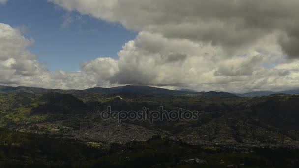 Nuvens movendo-se sobre ruínas — Vídeo de Stock