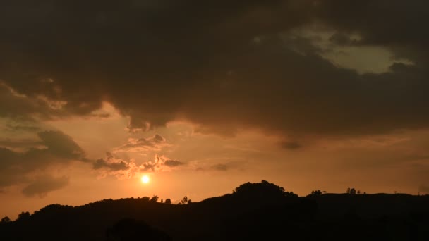 Time-lapse van rustige zonsondergang — Stockvideo