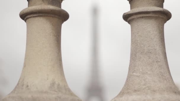 Ейфелева вежа відстані — стокове відео