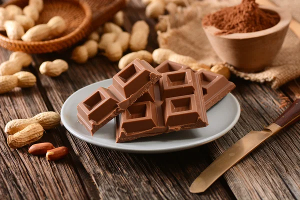 Pieces of chocolate — Stock Photo, Image