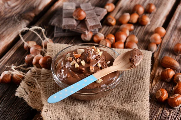 Chocolate cream with hazelnuts — Stock Photo, Image