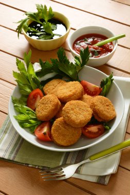 Küçük soya burger soya sosu ve domates sosu ve ayçiçeği s