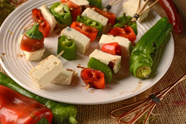 Espeto de tofu e pimenta — Fotografia de Stock