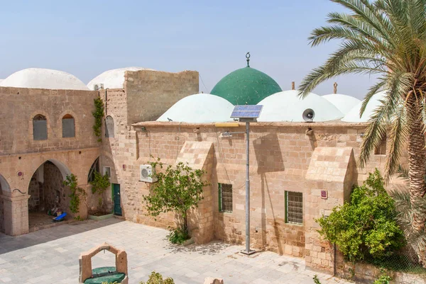 Nabi musa site und moschee in der judäischen wüste — Stockfoto