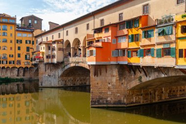 Florence Ponte Vecchio 'daki ünlü Eski Köprü' nün detayları