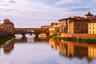 güzel görünümü köprü ponte vecchio, florence, İtalya