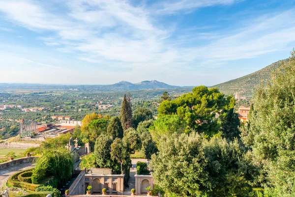 Villa d 'Este is a 16th-century villa in Tivoli, famous for its t — стоковое фото