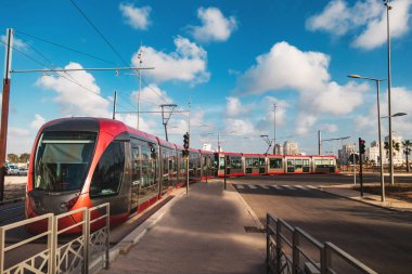 Casablanca ulaşım ve mimari 