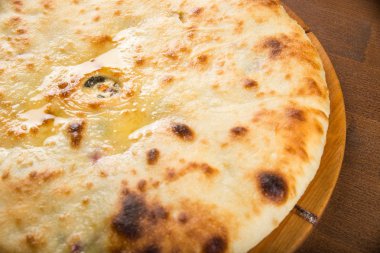 etli dolma kapalı pasta fırında pişmiş