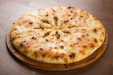 etli dolma kapalı pasta fırında pişmiş