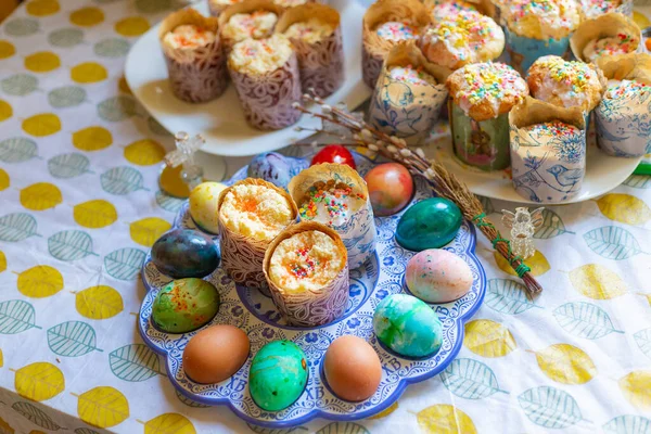 Feestelijke Stilleven Paastaart Paaseieren — Stockfoto