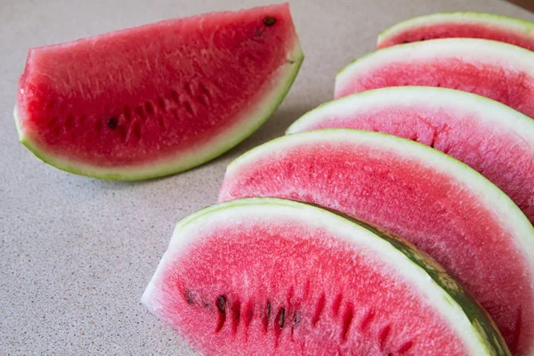 Dilimlenmiş karpuz IV