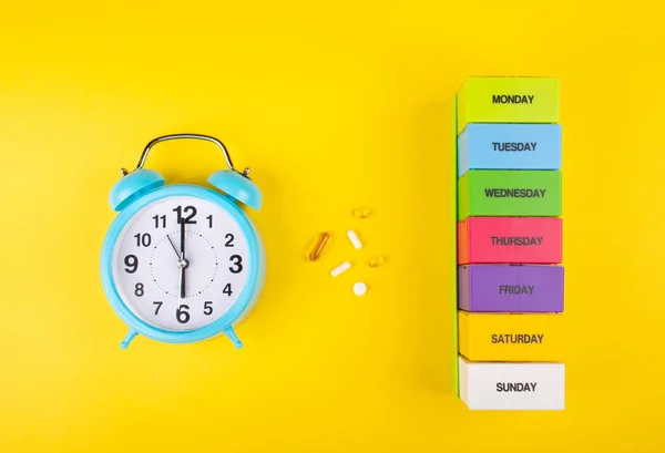 Blue Alarm Clock Pills Multicolored Weekly Pill Organizer Time Take 스톡 사진