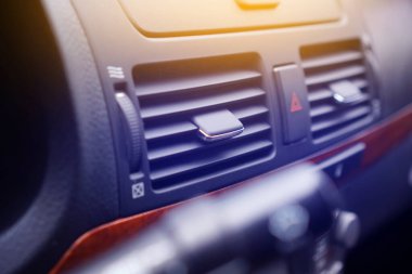 Otomobil havalandırması ve hava kontrol sistemi ile otomobil püskürtme başlıkları 