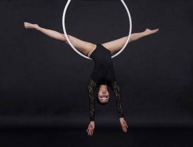 Hava acrobat içinde belgili tanımlık çalmak.