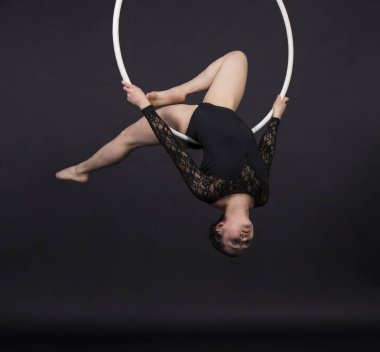 Hava acrobat içinde belgili tanımlık çalmak.