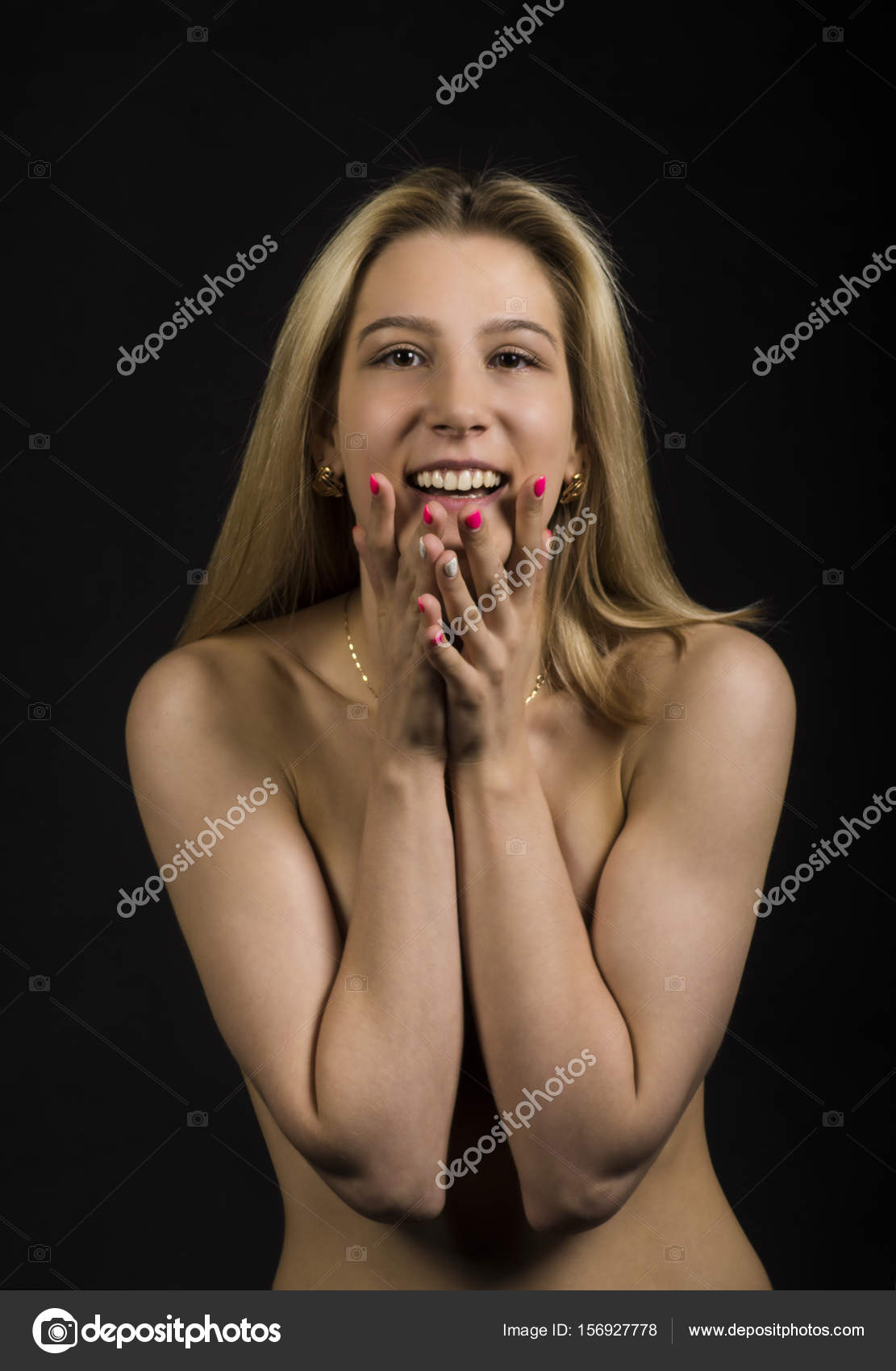 necade Mädchen