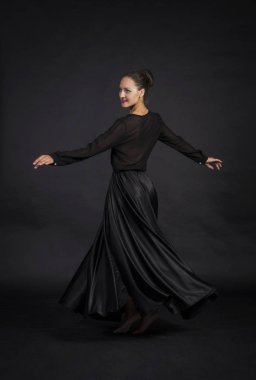 Modern koreografi dans genç kız.