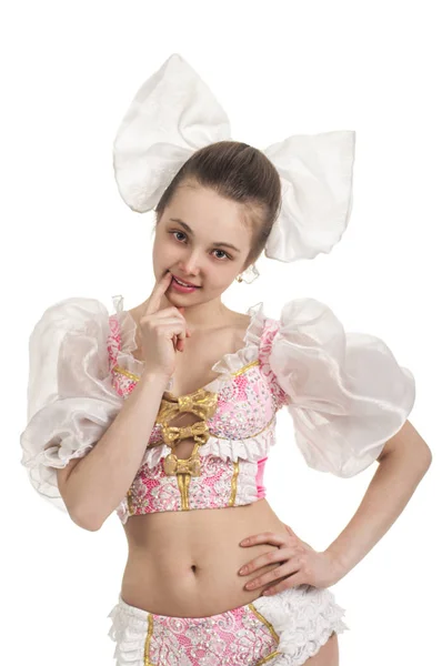 Menina sorrindo jovem no terno de boneca . — Fotografia de Stock