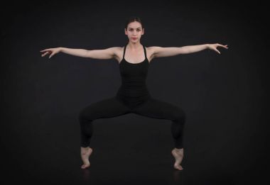 Modern koreografi dans kızı.