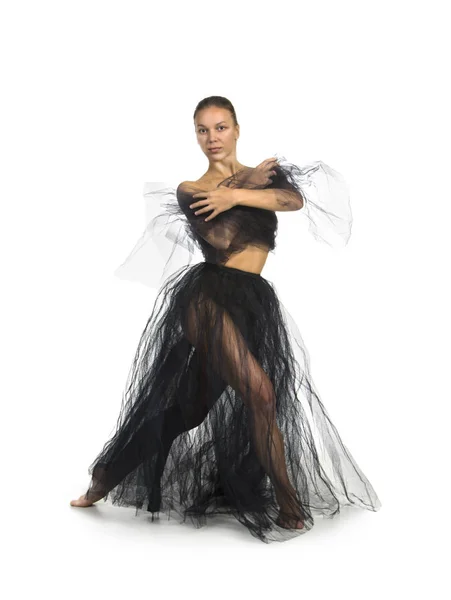 Bailarina em preto saia transparente sopinka . — Fotografia de Stock