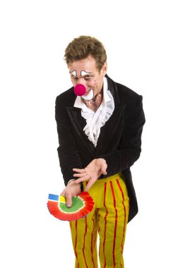 Komik bir tabir ile mutlu bir palyaço.